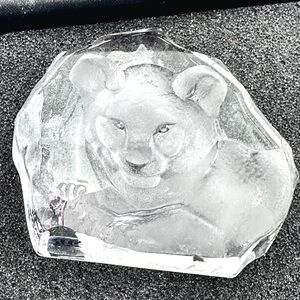 Mats Jonasson Sweden Tiger Cub Crystal Paperweight